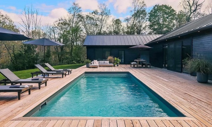 Accord Casa | Cozy Newly Built Retreat w/Pool & 10 Acres in Accord, NY!