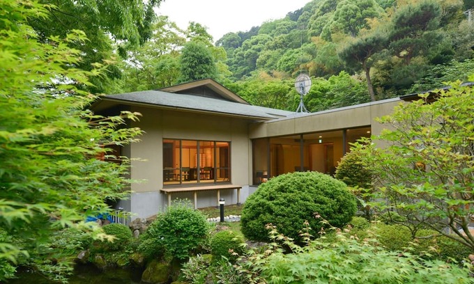 Atami Casa | Nonsmoking A hideaway inn with Japanese architecture surrounded by a Japanese garden / Atami Shizuoka