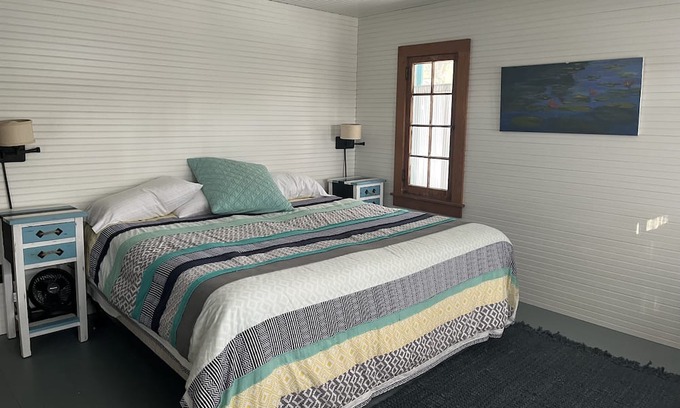 Roaring Brook Cabaña | Cozy cottage in beautiful Harbor Springs