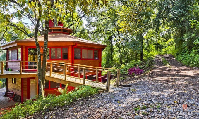 Valle de Bravo Casa | Private Lake Cabin on 20-acre Ranch with Amazing Views, Patio w/BBQ & Tables