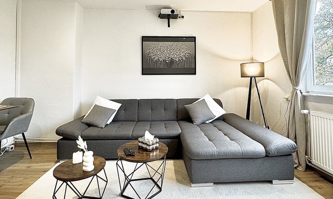 Ricklingen Apartamento | Traumhaftes City Apartment Kinoleinwand Wifi