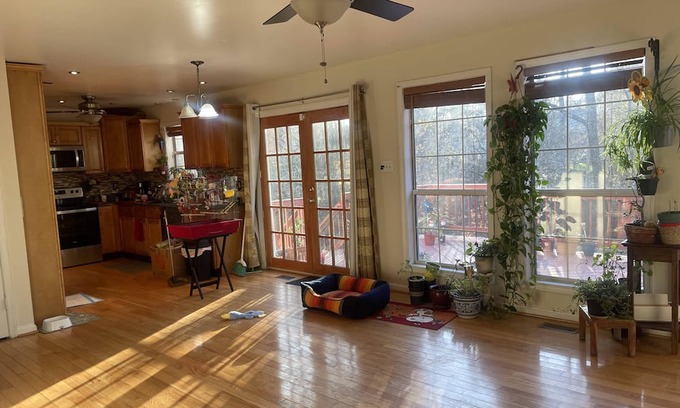 Stafford Casa | Pet Friendly, Unfurnished. 3 miles to TBS, 6 miles to FBI Academy.