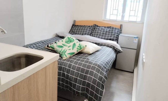 Kowloon Apartamento | Spacious 1BR Central 5 Minute Walk to MTR