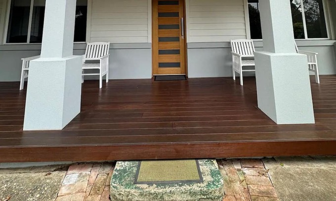 Corowa Casa | Central stunner- perfect for families and larger groups
