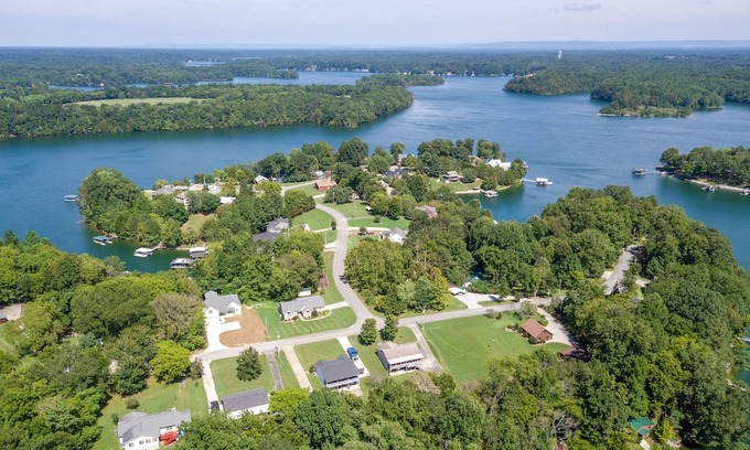 Winchester Casa | Lakefront home, Private Dock, Sleep 18, Hot Tub Cozy Cove just steps to the lake