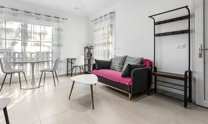 Frejus Plage Apartamento | Apartment 'La Casa 177 - 3' with Balcony, Wi-Fi and Air Conditioning