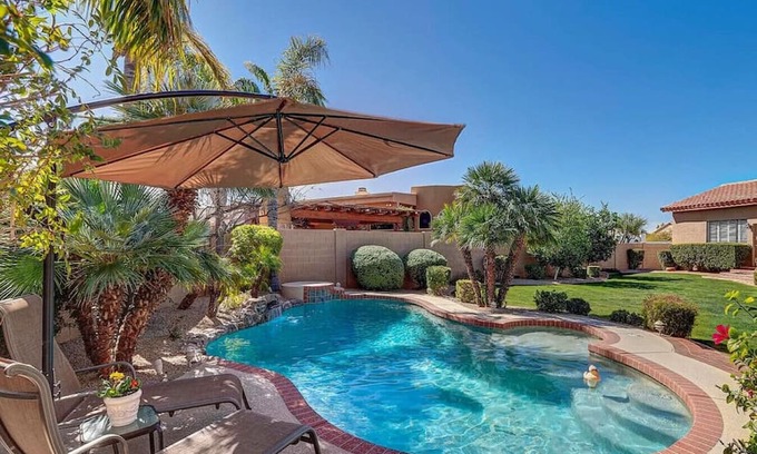 La Paz At Desert Springs Casa | 4BR Scottsdale Chateau with Pool Hot Tub Garage