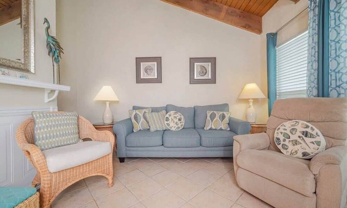 Sailhouse Condominio | Bayfront Shores Summa