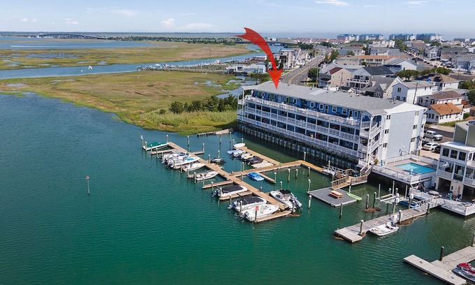 Green Creek Condominio | 3 bedroom, 2 bath "SUNSET" condo in Anglesea with pool!