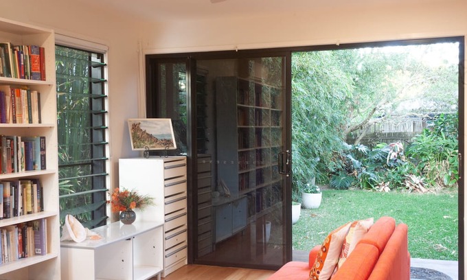 South Golden Beach Apartamento | Stroll 500 metres from apartment to surf beach