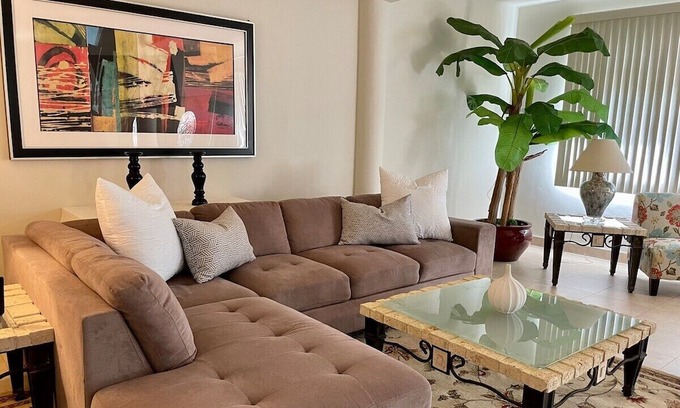 Tamuning Casa | Spacious 4BD/2.5BA Retreat Near Hospital & Tumon