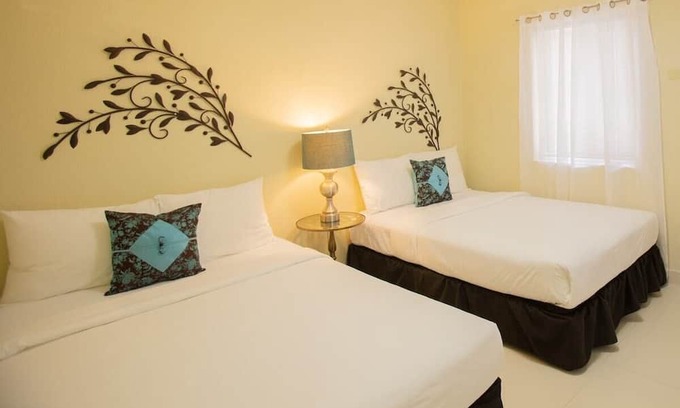 Tamuning Apartamento | Beachfront 1BR - Unit 201 Ocean Villa