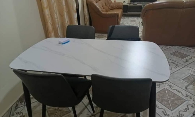 Lingwala Apartamento | Congo Logement Apparemment Meublé Près du Parlement de Kinshasa a Beau-vent