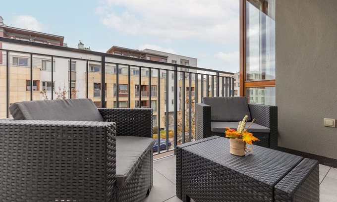 Wilanow Apartamento | Sarmacka Apartment Warsaw by Renters
