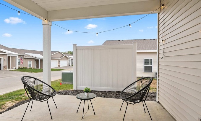 Grandville Condominio | The Reserve Flats
