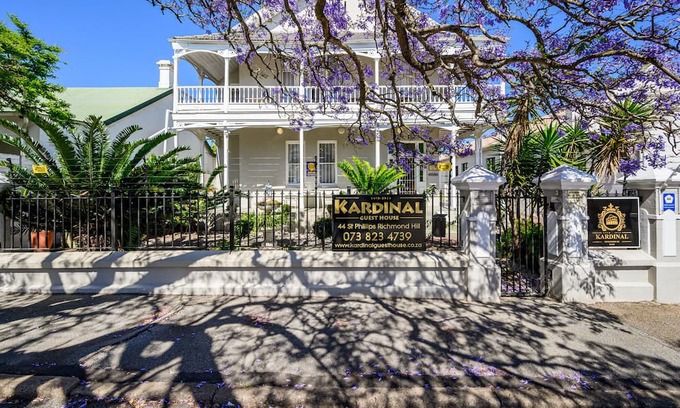 Port Elizabeth Central Casa | Kardinal Guesthouse
