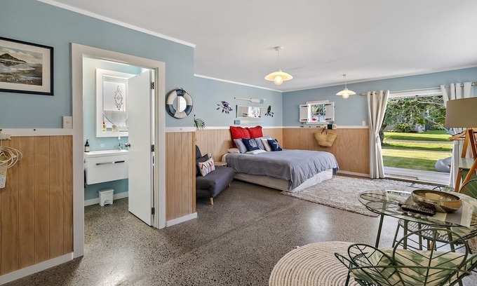 Whangamata Casa | Harbour View Cottage
