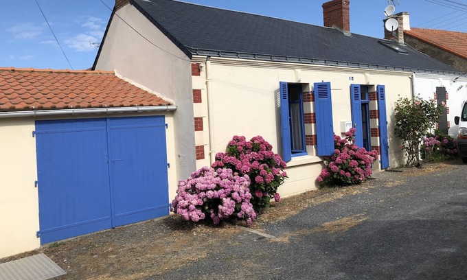 Saint-Gilles-Croix-de-Vie Casa | Maison de 2 Chambres, Quartier Boisvinet Tranquille & Familial,100m de la Plage