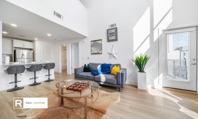 Chosewood Park Apartamento | Gorgeous Top Floor Skylark Loft x RBA