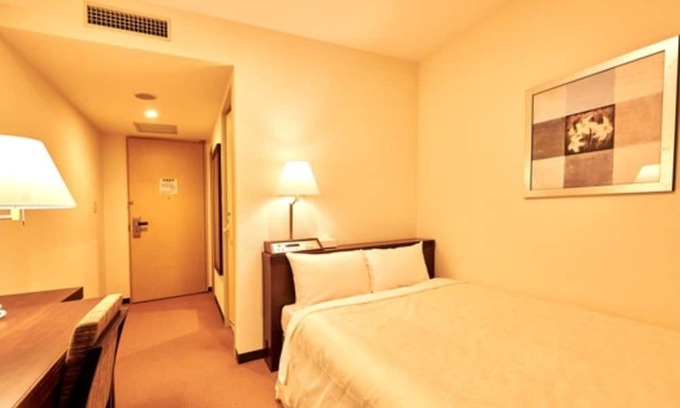 Kurita Casa | Double Room NonSmoking vs | Room Only 1 min / Nagano Nagano