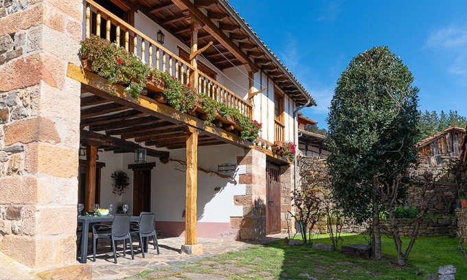Cabezón de Liébana Villa | Fidalsa Paradise Point