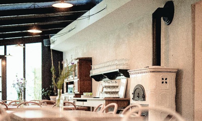Bonnelles Hotel | Le Barn