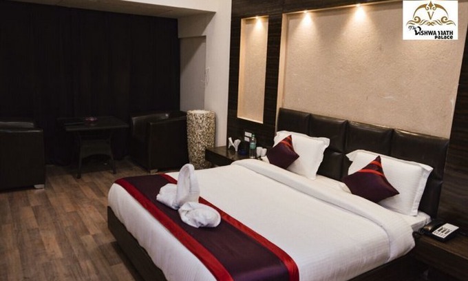Misrikh Hotel | The Vishwanath Palace