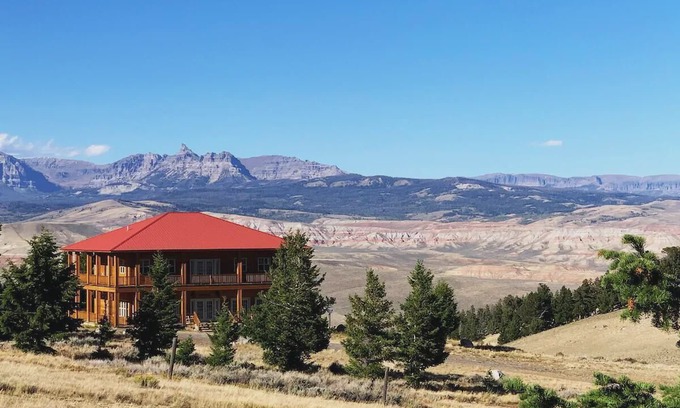 Dubois Casa | The Lodge at Arcady Ridge Ranch, Sleep 6-14, Mountain Views, NEW SAUNA!