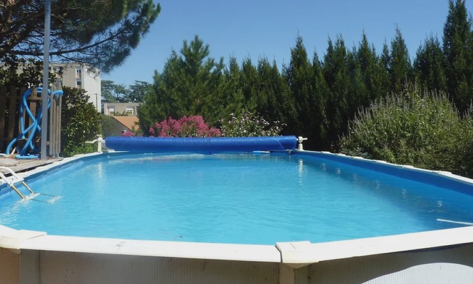 Annonay Apartamento | Self-catering cottage in Ardeche Verte, 5km from Peaugres