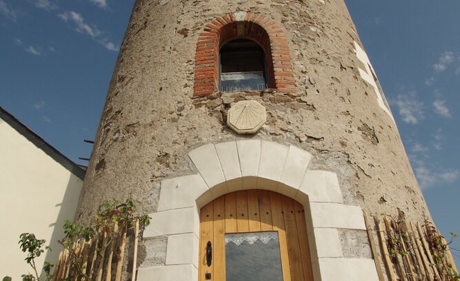 Ingrandes-Le Fresne sur Loire Casa | Unusual stay in a mill on the Loire