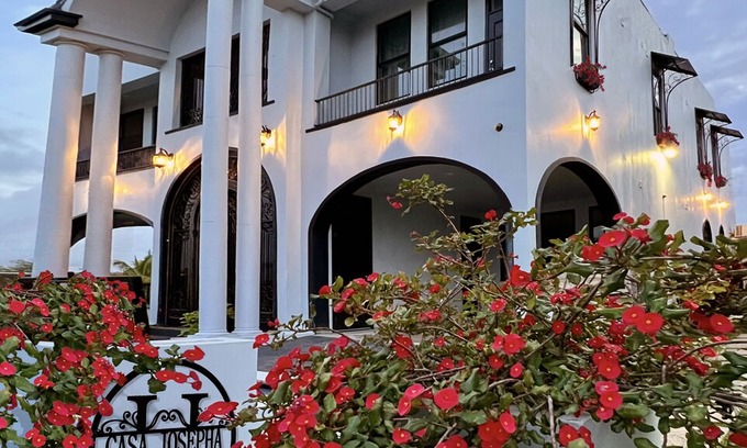 Lowlands Apartamento | El Romeo, Casa Josepha. Free WiFi, Near Beaches, High-end Villa