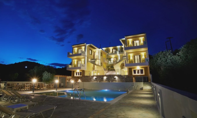 Zalongo Hotel | Orizontas Residencies