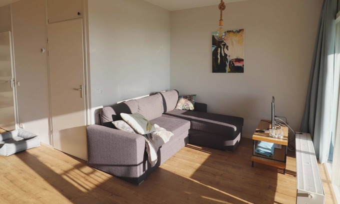 Heeg Apartamento | Sunny Apartment Directly on the Heegermeer