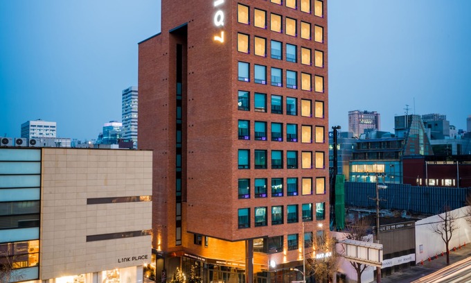 Nonhyeon-dong Hotel | Patio 7