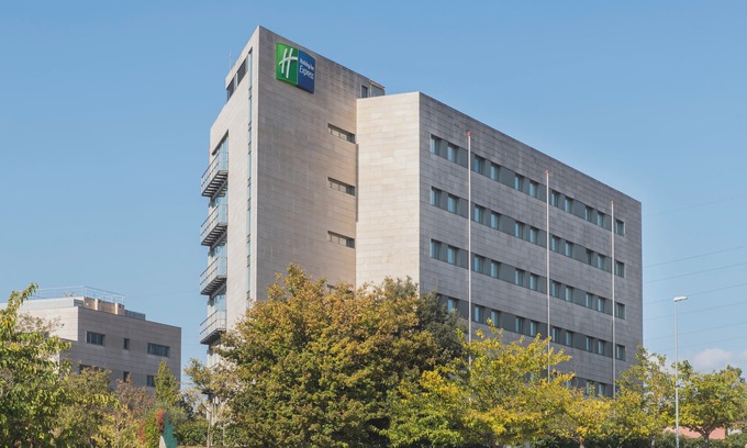 Sant Cugat del Valles Hotel | Holiday Inn Express Sant Cugat by IHG