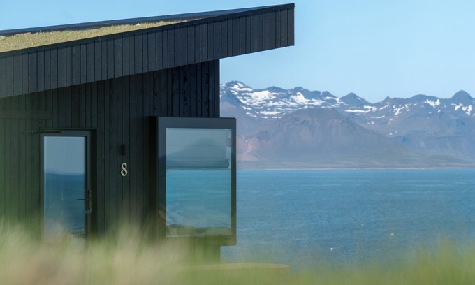Hellnar Hotel | Peninsula Suites