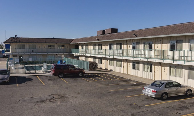 Summit Station Hotel | Loyalty Inn Columbus