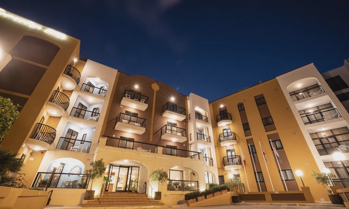 Qawra Hotel | Sunseeker Holiday Complex