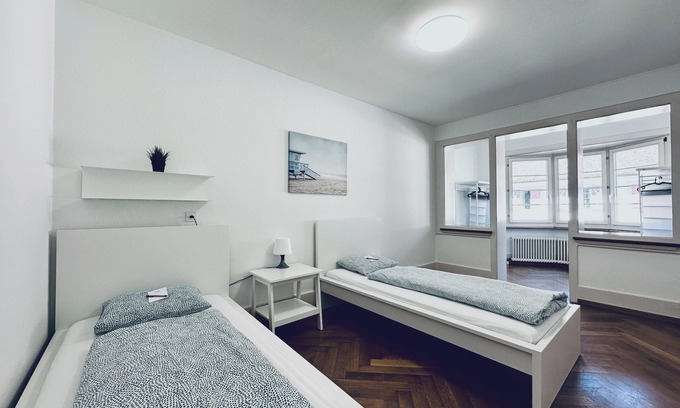 Balsthal Apartamento | Monteurzimmer - Worker's accommodation - ZIMMERzuVERMIETEN in Balsthal Solothurn