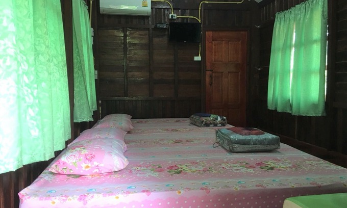 Ban Dung Complejo | Baan Pak Wangthong