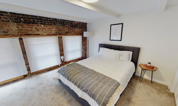 Downtown Nashville Hotel | The Lofts at 107