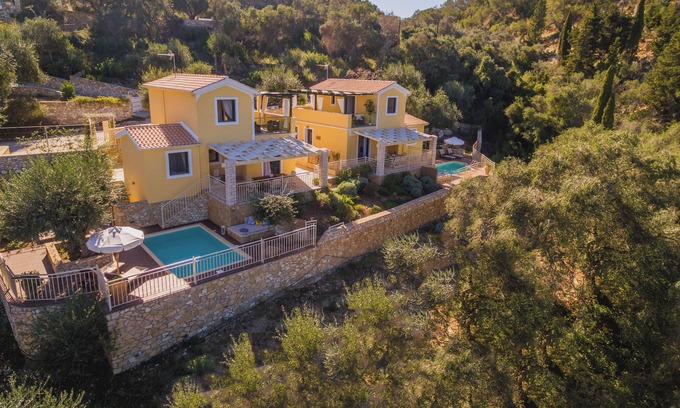 Rantatika Villa | Villas Muscalas by Konnect, 200m from the Beach