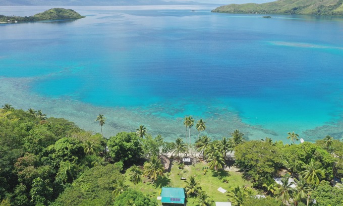 Viani Bay Complejo | Viani Bay Dive Resort across from Taveuni