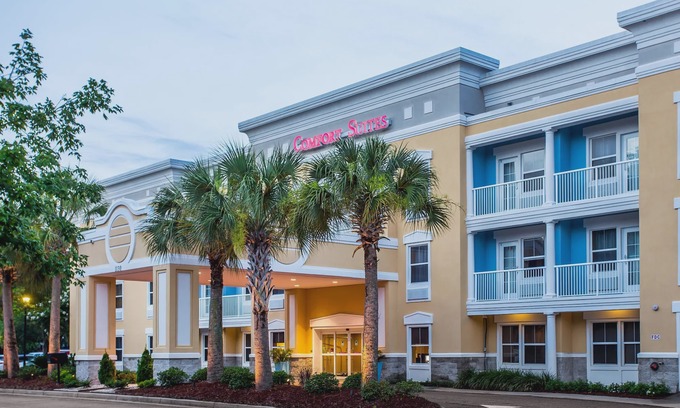 Mount Pleasant Hotel | Comfort Suites at Isle of Palms Connector