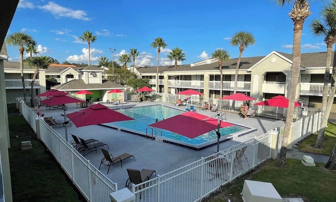 Kissimmee Apartamento | Newly Room in cozy hotel with Super location Parks