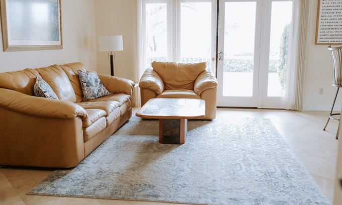 San Diego Casa | Beach and Racetrack Hideaway! Beautiful home in a safe gated Del Mar community.