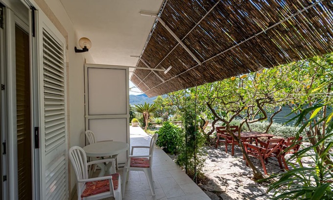 Viganj Apartamento | Apartamento-estudio con terraza y vista al mar Viganj, Peljesac (AS-19391-b)
