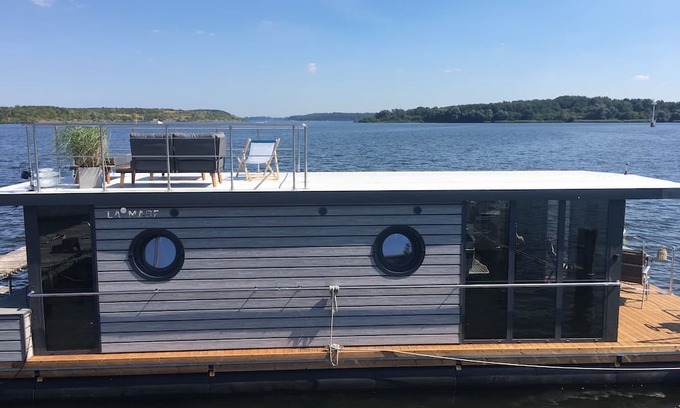 Luebeck Alquiler De Eote | Relax on the houseboat "Hafenprinz"