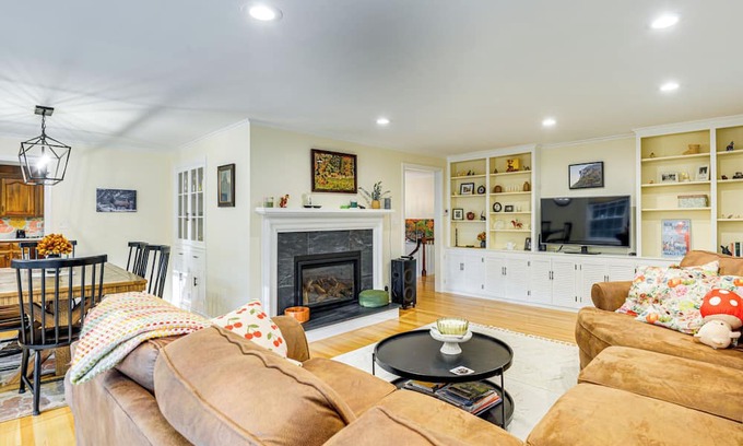 Keene Casa | Near Main St & Festivals: Peaceful Keene Getaway!