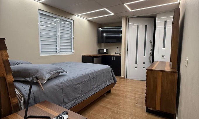 Terranova Apartamento | Caleno Boricua apartment. Apartamento lujoso moderno a 5 minutos de la playa